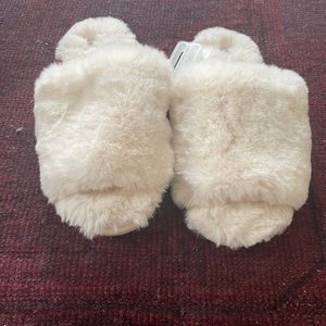 NWT Faux Fur Slippers